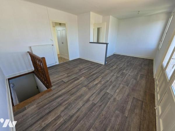 45200 AMILLY - Maison sur sous-sol