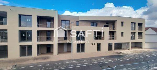 APPARTEMENT AVEC BALCON, CAVE, 2 PARKINGS