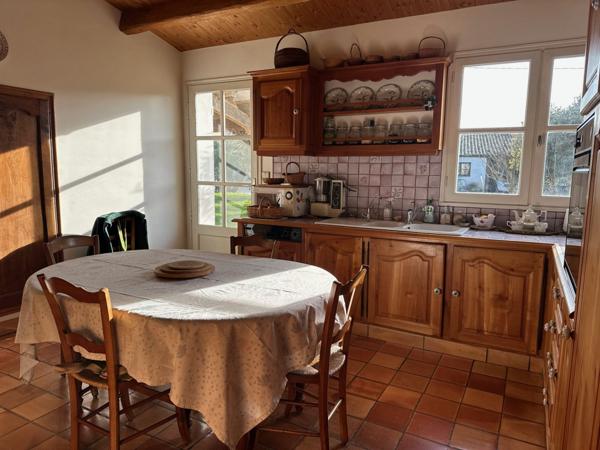 Vente Maison Nieul sur mer 995 000 € HAI - 230 m2 - Réf. VM1162-TERREETMER17_