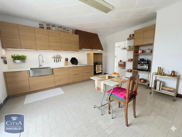 Maison à vendre 6 pièces 104m² Saintes (17100)