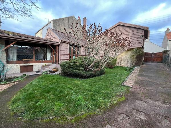 Maison individuelle à Calais de plain-pied, 3 chambres, jardin, garage