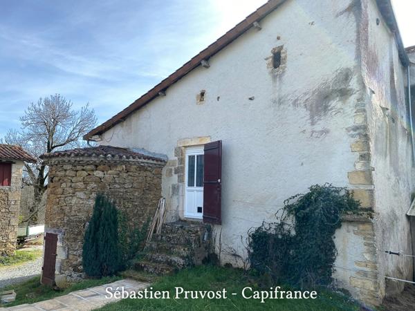 Dpt Dordogne (24), à vendre proche de THIVIERS propriete rurale P12 de 315 m² - Terrain de 50000 m²-Grange 120m2