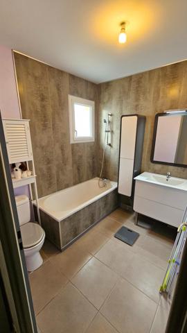 Maison 3 chambres avec garage à Varennes-le-Grand