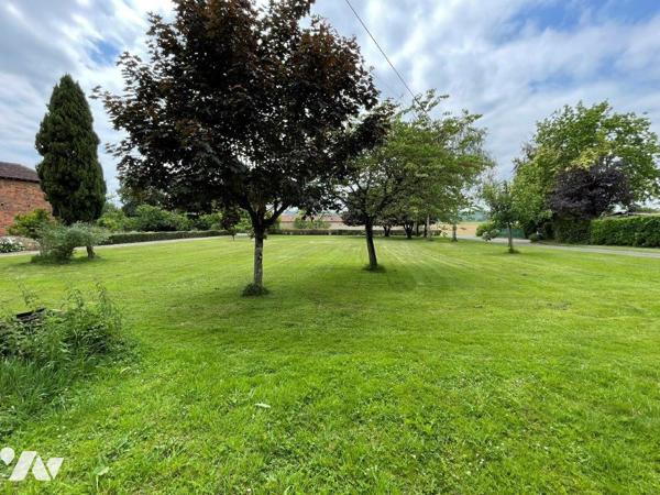 VILLECOMTAL (32) à 2min, belle maison et dépendances habitables de suite sur 4303m².