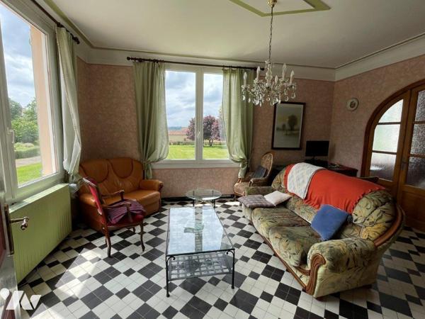 VILLECOMTAL (32) à 2min, belle maison et dépendances habitables de suite sur 4303m².