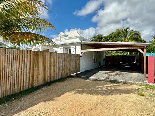 À VENDRE – SAINT-FRANÇOIS – MAISON 4 CHAMBRES AVEC PISCINE – INVESTISSEMENT LOCATIF