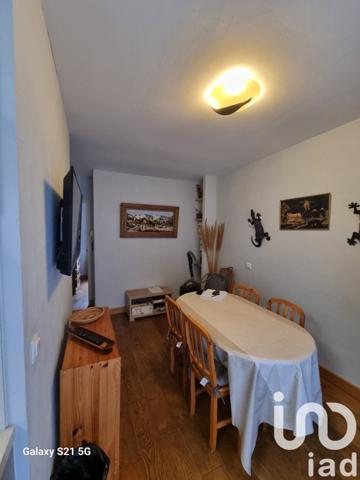 Appartement 4 pièces de 49 m² à Mont-Dore (63240)