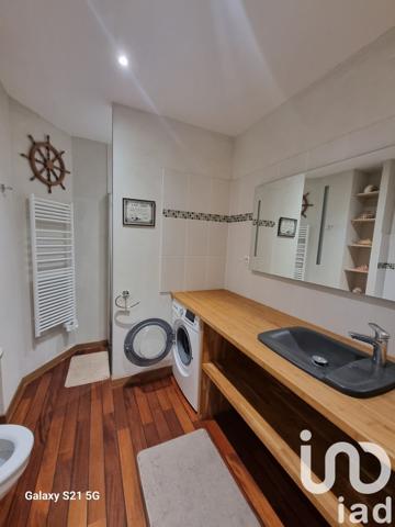 Appartement 4 pièces de 49 m² à Mont-Dore (63240)