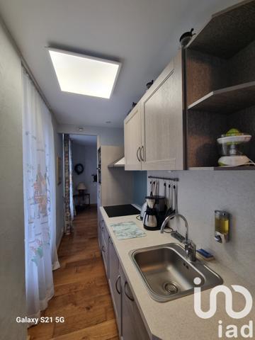 Appartement 4 pièces de 49 m² à Mont-Dore (63240)