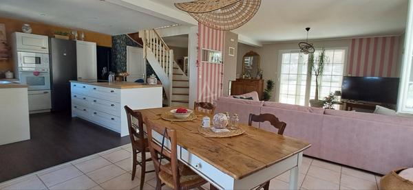 Maison et dépendance