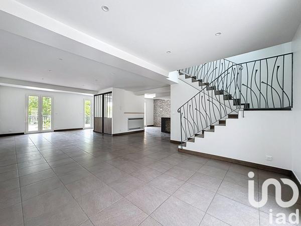 Maison à vendre 7 pièces 182 m² Vaux-sur-Seine