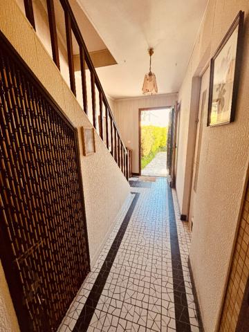 Charmante maison 5 pièces à vendre à Villepreux - Idéale primo-accédant !