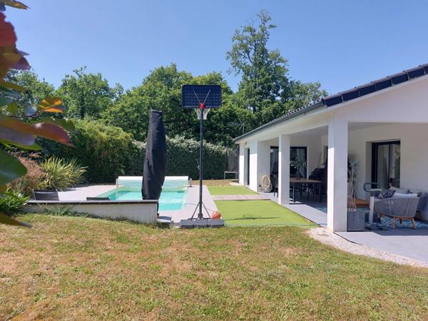 Maison à vendre 5 pièces MONTAUBAN (82), le FAU 150m² de plain pied avec 4 chambres, double garage, jardin clotutré et piscine chauffée
