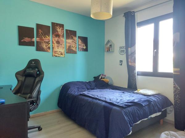 Maison à vendre 5 pièces MONTAUBAN (82), le FAU 150m² de plain pied avec 4 chambres, double garage, jardin clotutré et piscine chauffée