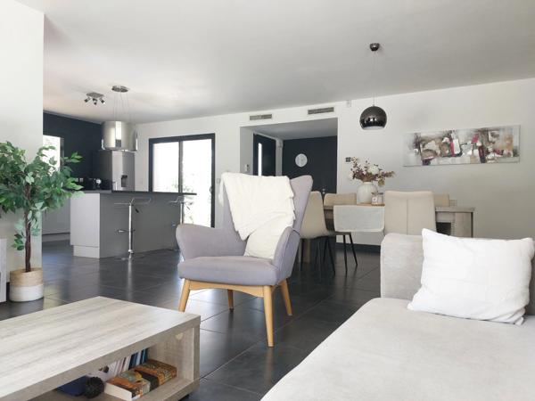 Maison à vendre 5 pièces MONTAUBAN (82), le FAU 150m² de plain pied avec 4 chambres, double garage, jardin clotutré et piscine chauffée