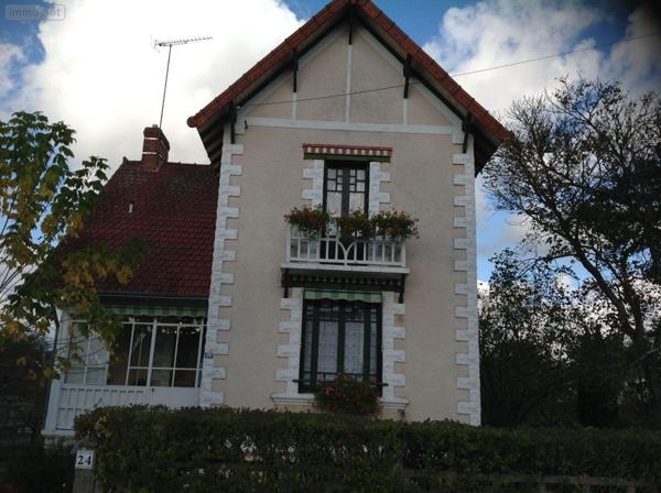 Maison à vendre à Saint-Gaultier dans l'Indre (36800), ref : 037/2678