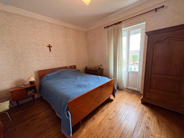 Maison à vendre à Saint-Gaultier dans l'Indre (36800), ref : 037/2678