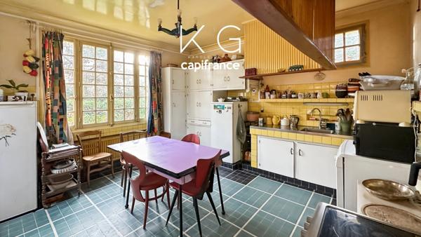 Maison de famille 230 m2 à vendre sur terrain de 3 700 m² piscinable, dépendances 326 m2, Gonneville-sur-Honfleur à 10 min d’Honfleur et 20 min de Deauville