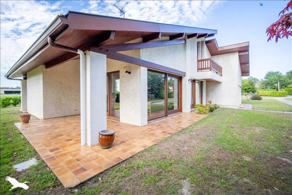 Maison à vendre |  Narrosse |  6 pièces | 226 m²