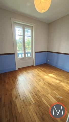 Belle maison Familiale de 250 m² avec 968m² de terrain -  Avenue ESQUIROL