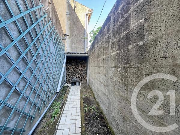 Maison à vendre  3 pièces - 82,56 m 2   LUCON  - 85