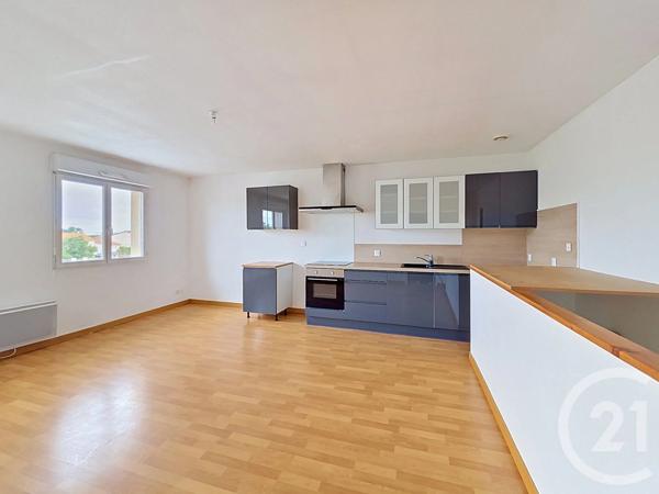 Maison à vendre  3 pièces - 82,56 m 2   LUCON  - 85