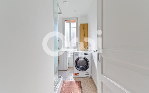 Appartement à vendre    2 pièces • 39,01 m2 Vincennes
