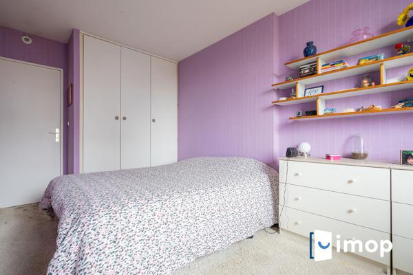 200m métro Hoche - T3 lumineux avec parkings + cave