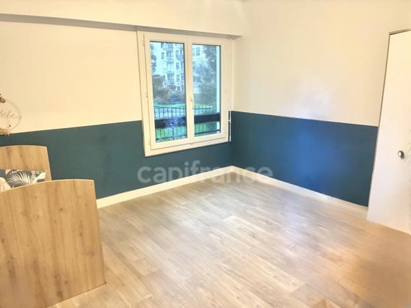 *sur Caucriauville* Appartement T4 de 91.82 m² vendu loué avec vue sur jardin, ascenseur et cave