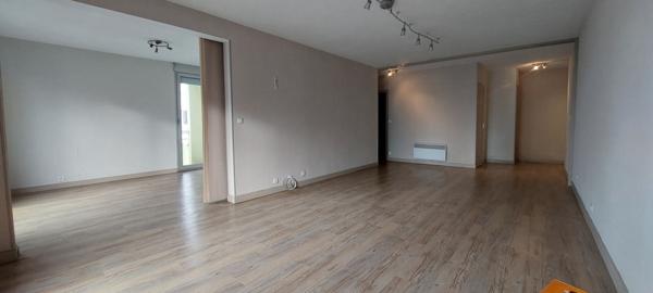 Appartement  3 pièce(s)  2 chambre(s)  68 m²