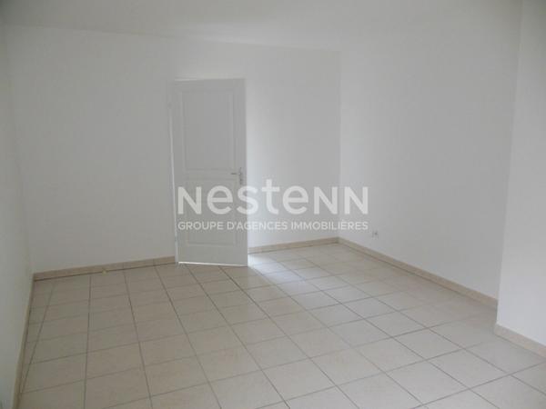 CUGNAUX 31270 Agréable et Beau T4 Récent de 94.16m² suite parentale , belle terrasse de 16.05m² places de parking , 2 salles de bains