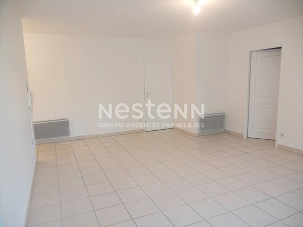 CUGNAUX 31270 Agréable et Beau T4 Récent de 94.16m² suite parentale , belle terrasse de 16.05m² places de parking , 2 salles de bains