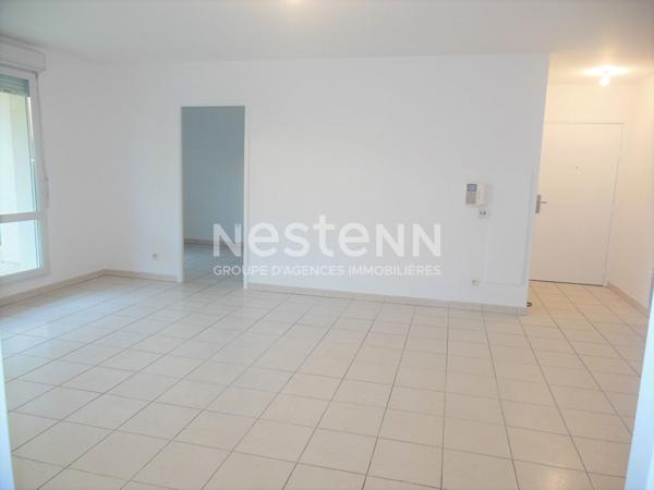 CUGNAUX 31270 Agréable et Beau T4 Récent de 94.16m² suite parentale , belle terrasse de 16.05m² places de parking , 2 salles de bains