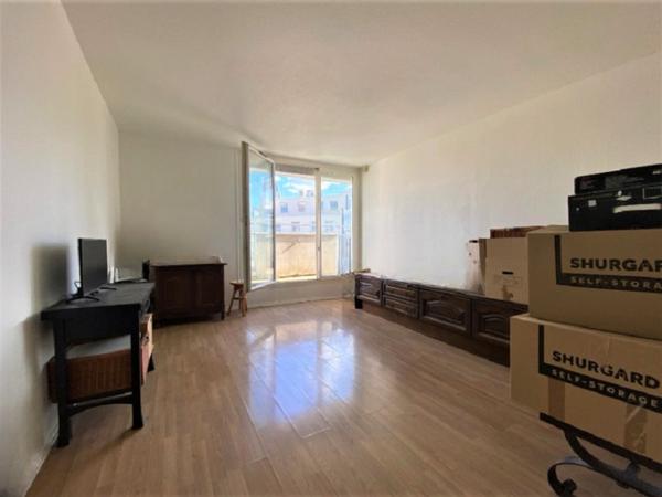 Appartement Courbevoie 3 pièce(s) 65 m2