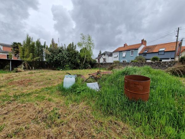 Affaire rare - Terrain constructible au coeur de Saint-Paul