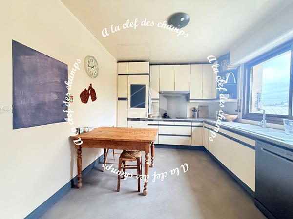 Maison Saint Remy Les Chevreuse 10 pièce(s) 220 m2