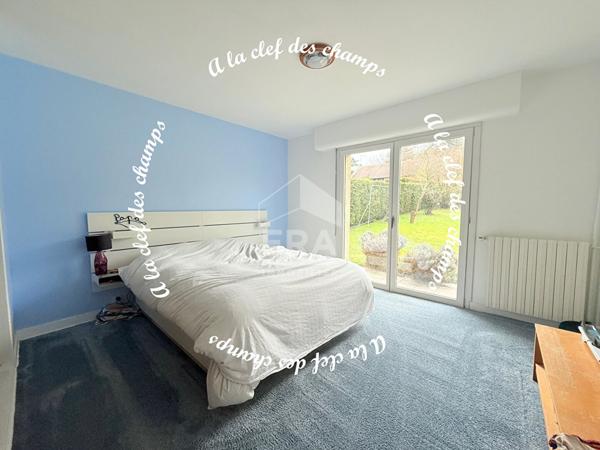 Maison Saint Remy Les Chevreuse 10 pièce(s) 220 m2