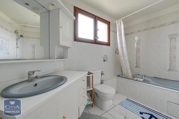 Maison à louer 4 pièces 81.38m² Antony (92160)
