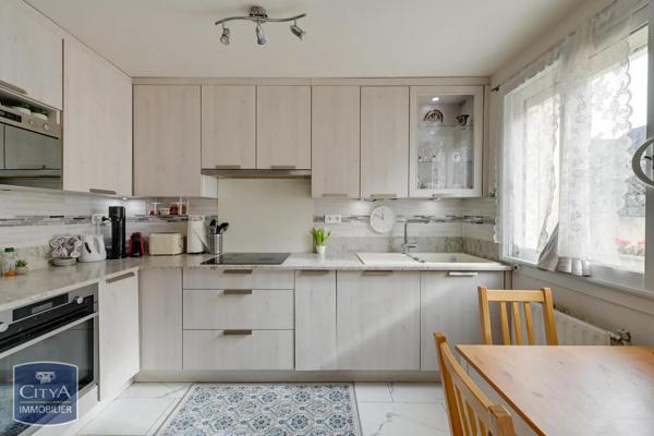 Maison à louer 4 pièces 81.38m² Antony (92160)
