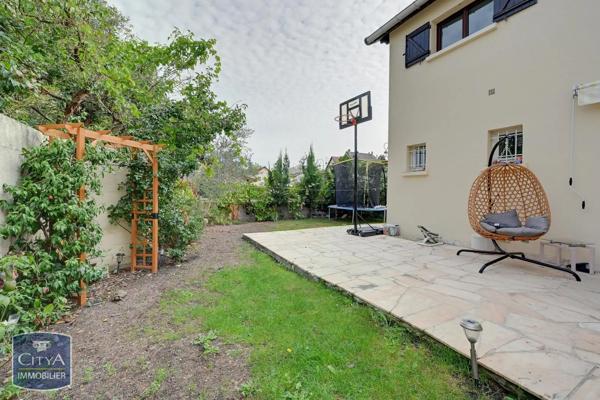 Maison à louer 4 pièces 81.38m² Antony (92160)