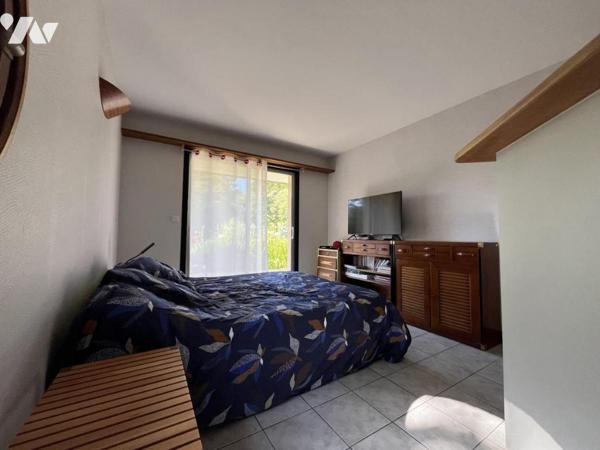 MAISON D'ARCHITECTE AVEC PISCINE - PLEUVEN