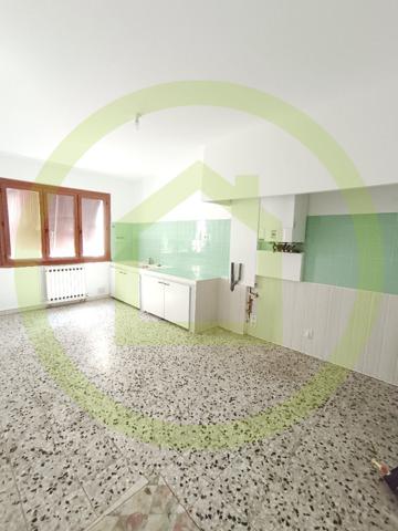 Appartement à BEAUCAIRE (30300)