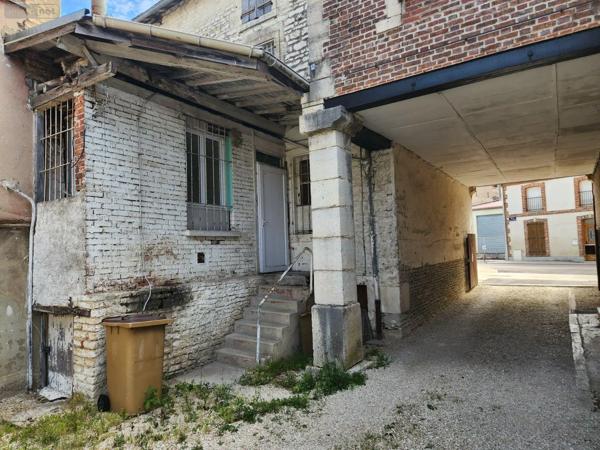 Achat - Maison | Maison à restaurer Bar-sur-Aube 10200 4 pièces 122 m 2 111 m 2