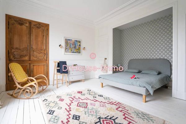 Maison à vendre 11 pièces de 300 m²