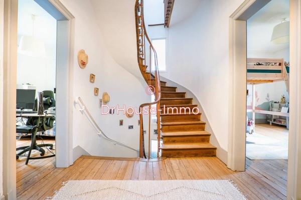 Maison à vendre 11 pièces de 300 m²