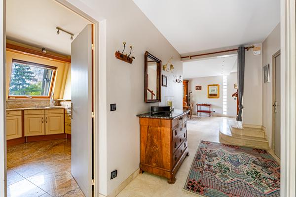 Maison familiale avec jardin et dépendance – Le Pecq