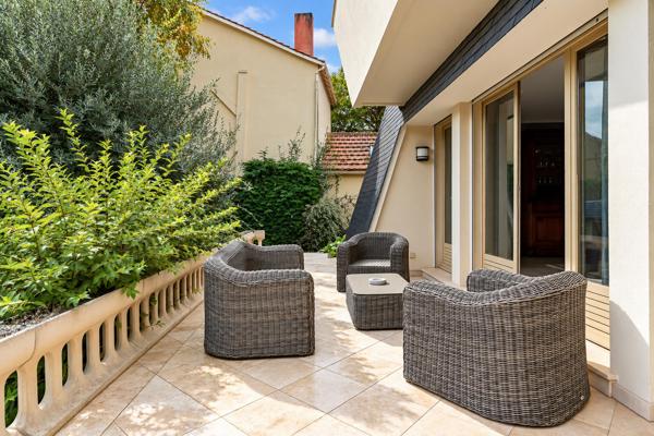 Maison familiale avec jardin et dépendance – Le Pecq
