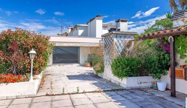 Nice Cimiez - Appartement de 4 Pieces Dernier étage - Terrasse 380m2