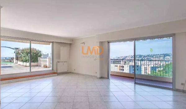 Nice Cimiez - Appartement de 4 Pieces Dernier étage - Terrasse 380m2