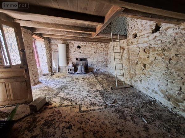 Maison à vendre à Saint-Flour dans le Cantal (15100), ref : 044/1151